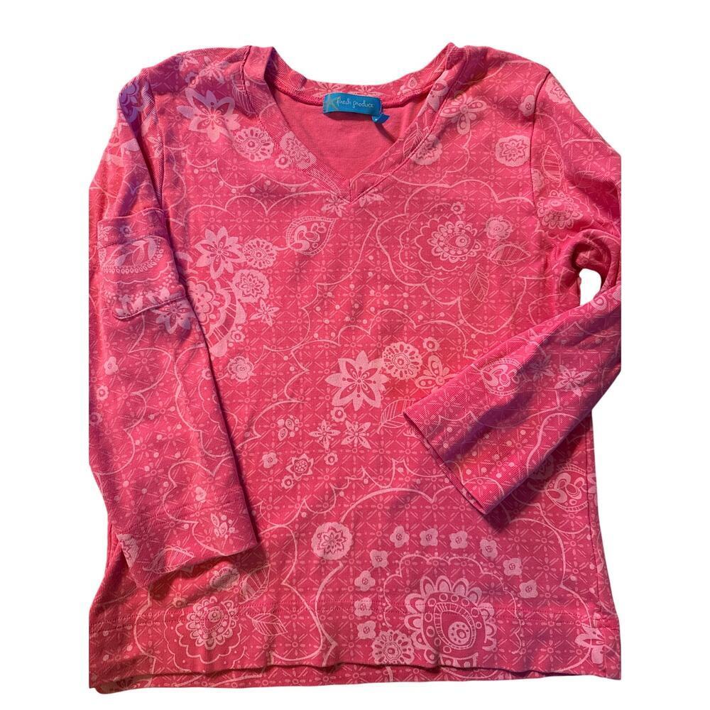 FRESH PRODUCE V NECK SHIRT SIZE SMALL